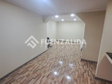 Casa en venta de 3 dorm. en Independencia