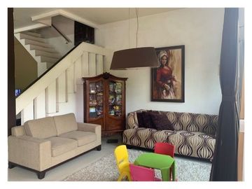 RUMAH LOKASI DI KAWASAN CINERE DEPOK