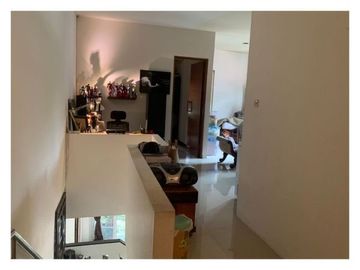 RUMAH LOKASI DI KAWASAN CINERE DEPOK