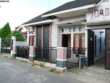 Jual Rumah + 10 Kamar Kost2an di Kota Prabumulih