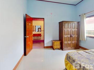 Vintage Teak Wood Home in World Club Land