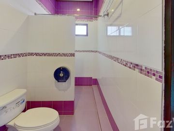 Vintage Teak Wood Home in World Club Land