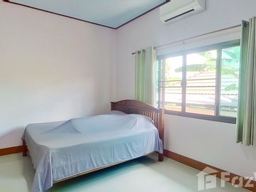 Vintage Teak Wood Home in World Club Land