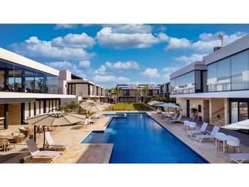 Departamento en Venta en Puerto Vallarta, 4 Recámara, 4 Baños