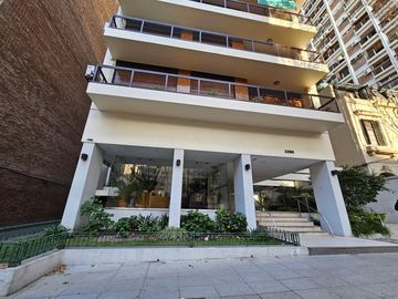 VENTA DEPARTAMENTO 3 AMBIENTES CON DEPENDENCIA RECICLADO COCHERA BAULERA PISO ALTO BELGRANO R