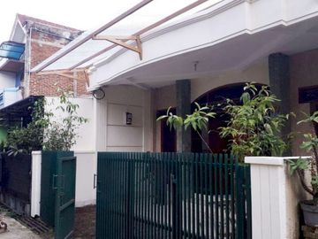 JUAL RUMAH DI SARIJADI BANDUNG DEKAT TOL PASTEUR