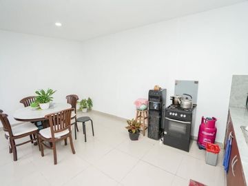 PH Rumah 2 Lantai Furnished Kelapa Gading