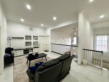 RUMAH MODERN SIAP HUNI SEMI KOMPLEK SHM