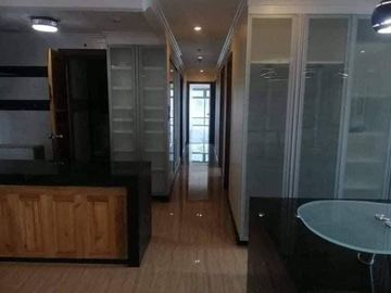 For SALE 3BR UNIT / Park West Tower BGC, Taguig