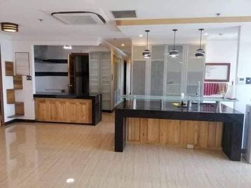 For SALE 3BR UNIT / Park West Tower BGC, Taguig