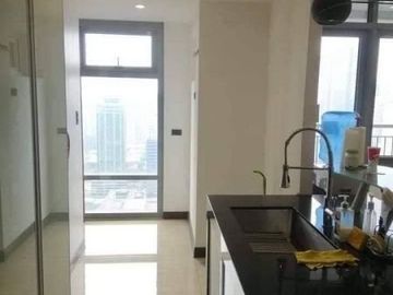 For SALE 3BR UNIT / Park West Tower BGC, Taguig