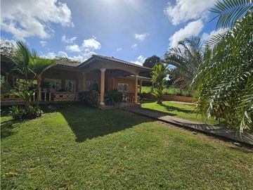 Se Vende Casa en Campestre con 10250mt2 de Terreno