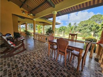 Se Vende Casa en Campestre con 10250mt2 de Terreno