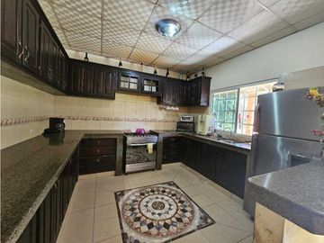 Se Vende Casa en Campestre con 10250mt2 de Terreno