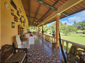 Se Vende Casa en Campestre con 10250mt2 de Terreno
