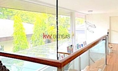7 Bedroom House for sale