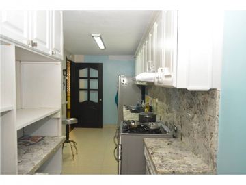 SE VENDE CASA EN CONDADO DEL REY TUMBA MUERTO