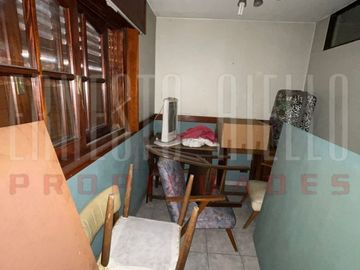 VENTA PH 5 AMBIENTES APTO USO PROFESIONAL A METROS DE AV. ANDRES BARANDA, QUILMES OESTE CENTRO.