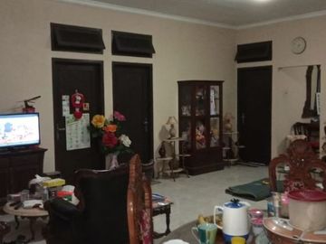 Rumah Strategis di Cisaranten Kulon dekat Arcamanik, Antapani, Puri Dago