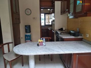 rumah second siap huni perumahan Pondok Pekayon Indah Kota Bekasi