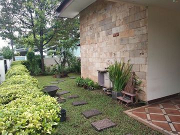rumah second siap huni perumahan Pondok Pekayon Indah Kota Bekasi