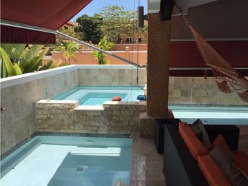 AMPLIA CASA L/B CON PISCINA CLAYTON VILLAGE 4REC 870 MT2