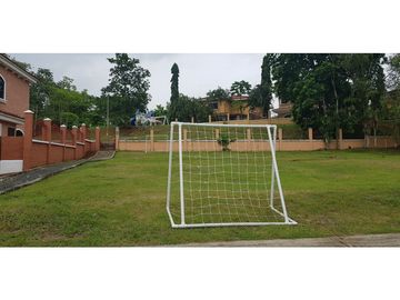 AMPLIA CASA L/B CON PISCINA CLAYTON VILLAGE 4REC 870 MT2