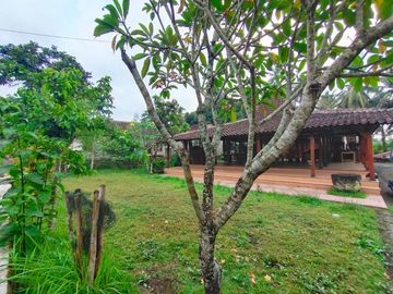Rumah Villa Alam Pedesaan Tanah Luas 850 Jalan Magelang