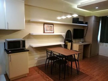 FOR SALE: Fully Furnished One Bedroom (1BR) Unit in Morgan Suites McKinley Hill Taguig