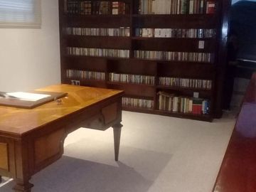 BOSQUES DE LAS LOMAS, Casa de 3 recámaras con amplio jardín y terrazas