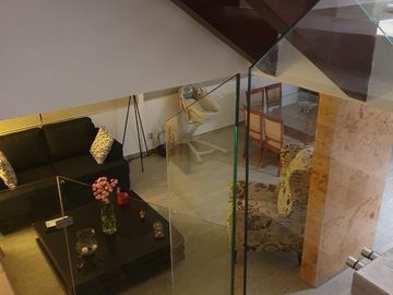BOSQUES DE LAS LOMAS, Casa de 3 recámaras con amplio jardín y terrazas