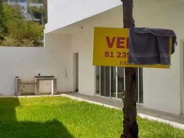 Casa en venta en Cumbres de Santiago, Carretera Nacional
