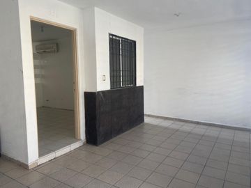 Venta Casa BALCONES MITRAS 4 Recamaras Cerca Parque y de TODO Inmediato LINCOLN
