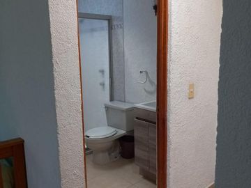CASA EN VISTA HERMOSA CUERNAVACA, MORELOS (Zona dorada)