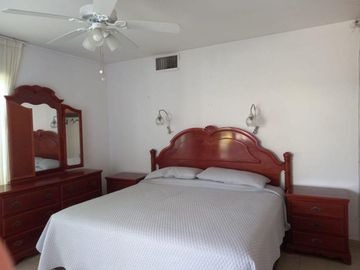 CASA EN VISTA HERMOSA CUERNAVACA, MORELOS (Zona dorada)