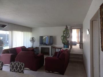 CASA EN VISTA HERMOSA CUERNAVACA, MORELOS (Zona dorada)