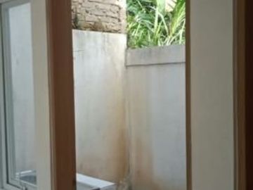 RUMAH SIAP HUNI DI CIMAHI TANAH LUAS DEKAT TOL PASTEUR