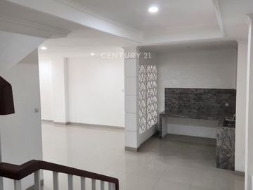 Jual Rumah Bagus Full Renov Siap Huni  Di Jaka Setia Bekasi
