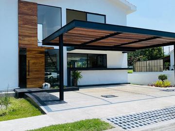 Residencia en campo de Golf