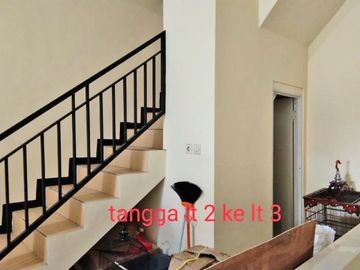 Ruko 3 Lantai Luas 52 di Raya Sulfat kota Malang _ 271.20