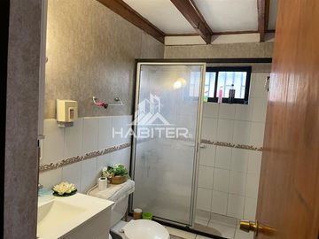 Casa en venta de 4 dorm. en Teno (35555)