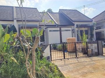 Dijual murah rumah dalam perumahan Asabri bebas banjir strategis jatiasih