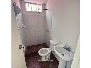 VENDO LINDA CASA FRENTE A PARQUE