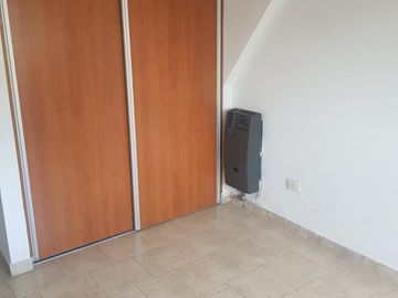 Venta DTO 3 amb. al frente sobre Av Lisandor de la Torre