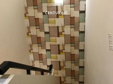Disewakan Rumah 2 Lantai Di Dalam Cluster Emerald Bintaro Jaya