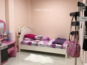 Disewakan Rumah 2 Lantai Di Dalam Cluster Emerald Bintaro Jaya