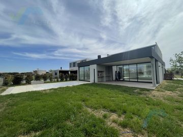 Casa - Puertos del Lago