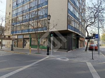 Venta Local Comercial comuna Santiago 118mt2 Local Esquina
