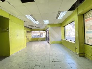 Venta Local Comercial comuna Santiago 118mt2 Local Esquina