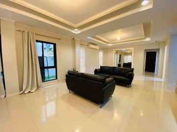 Five Bedroom 2-Storey Furnished House with pool for RENT in Hensonville Angeles City near Clark